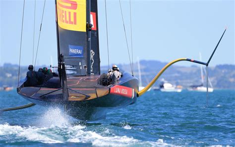 prada cup sospesa|Fulmini in mare durante la sfida di Luna Rossa a New Zealand: .